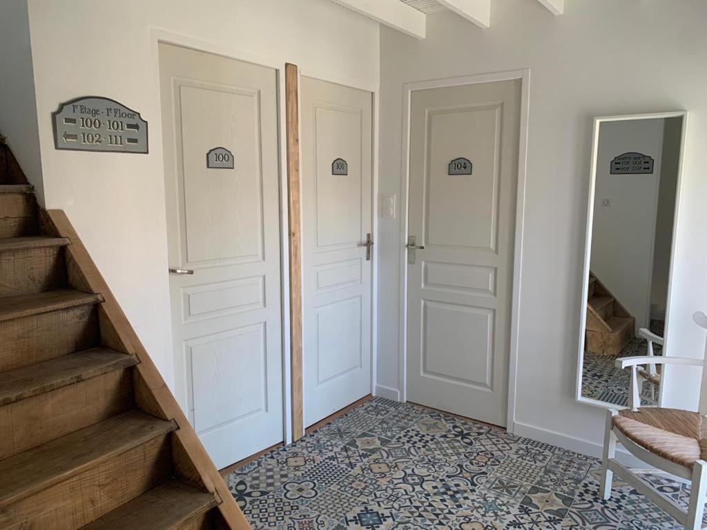 Gite 3 Chambres En Bord De Rance La Ville-ès-Nonais Exterior foto