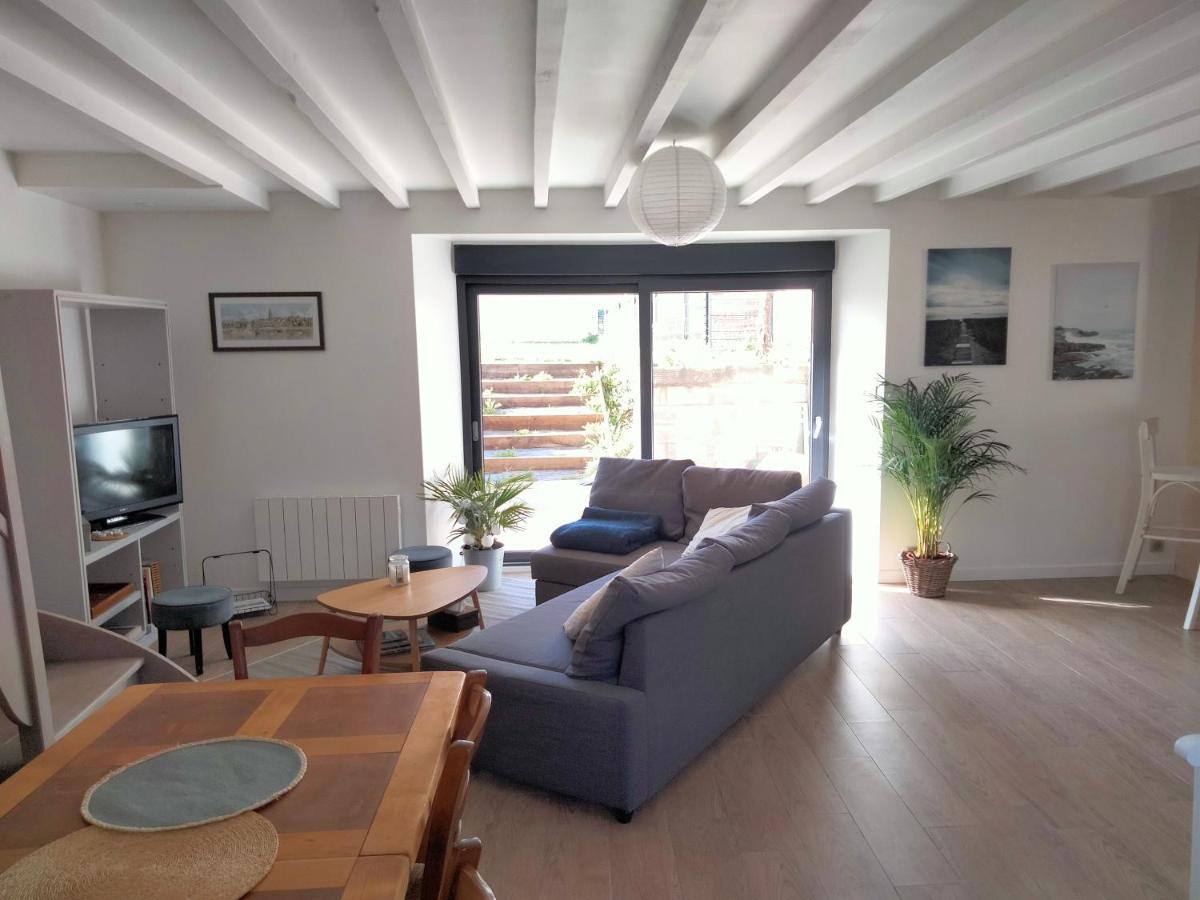 Gite 3 Chambres En Bord De Rance La Ville-ès-Nonais Exterior foto